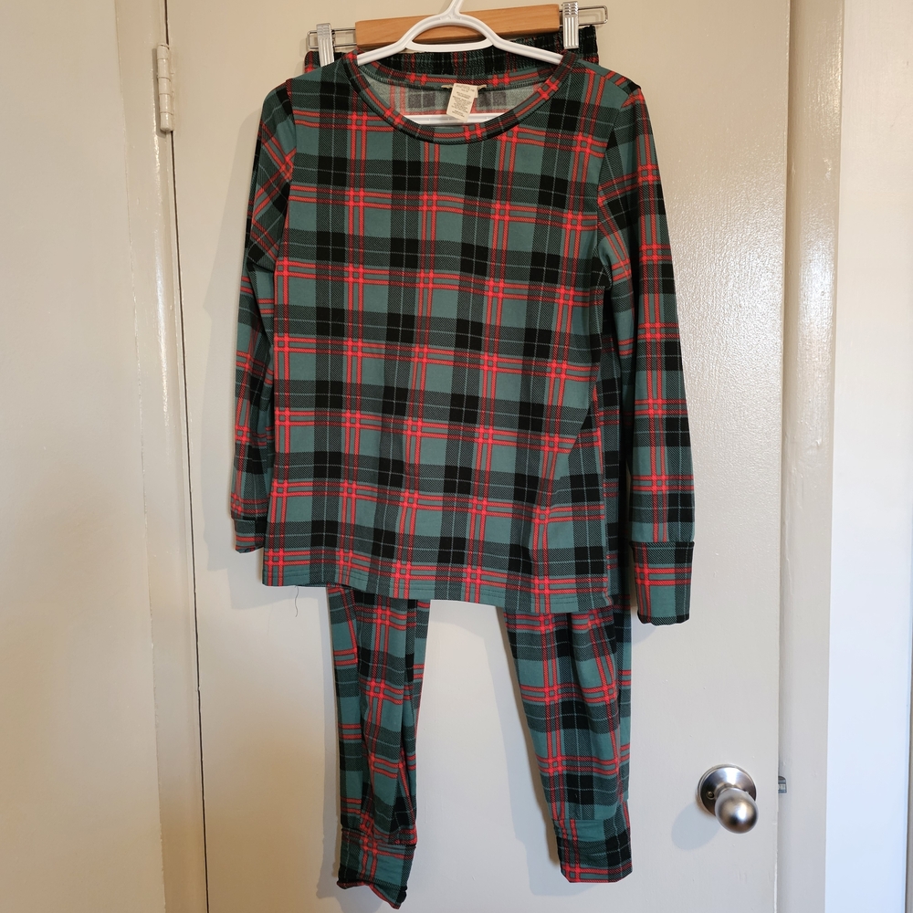 Plaid Womans Pajamas - Green and Red
